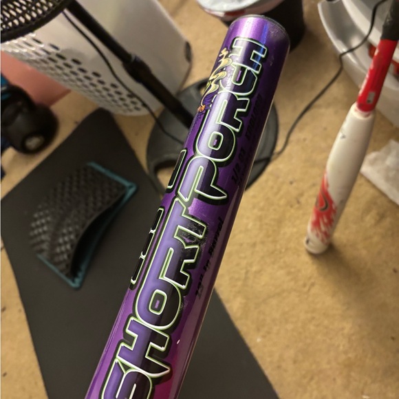Short Porch Grape ape slow pitch softball bat - Picture 1 of 9